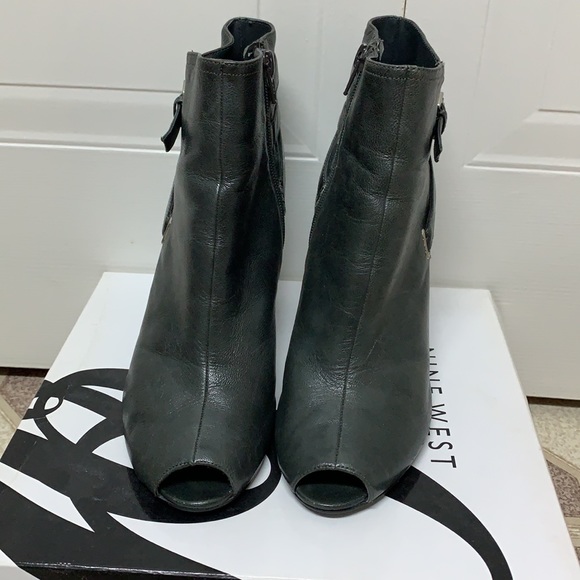Grey Leather Nine West Peep Toe Booties - Picture 5 of 9